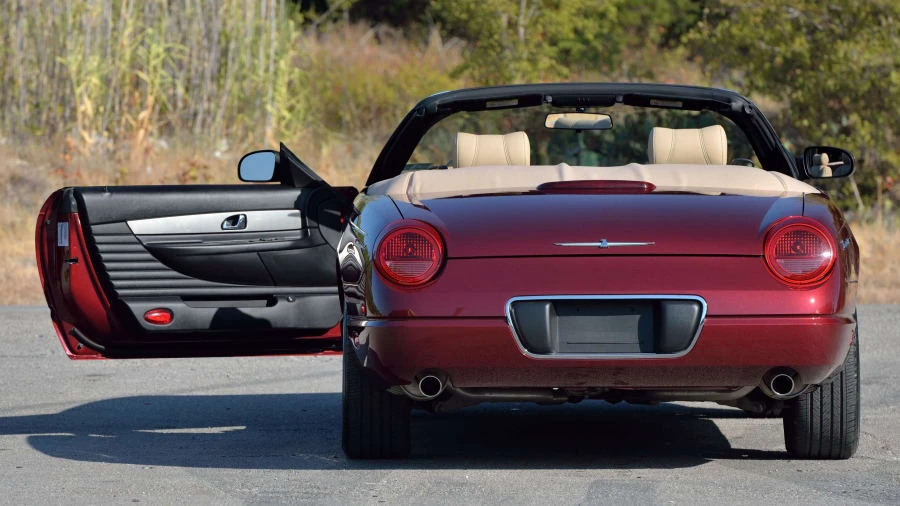 2004 Ford Thunderbird 11th Gen - Image 20 of 31