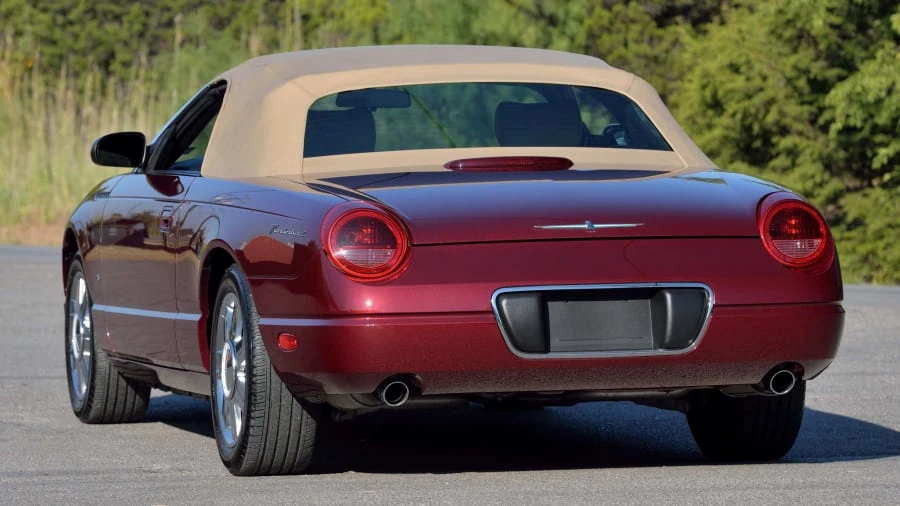 2004 Ford Thunderbird 11th Gen - Image 29 of 31