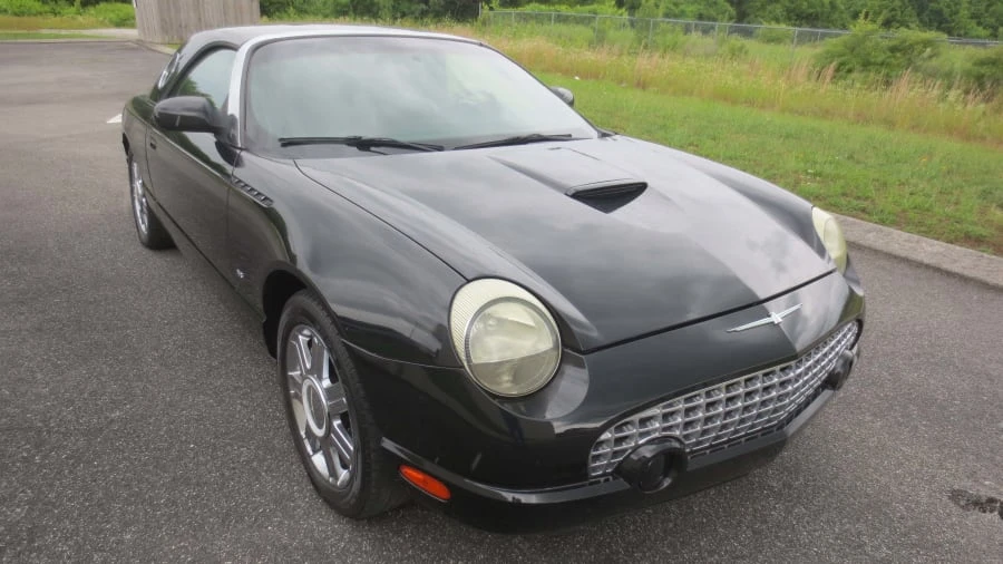 2004 Ford Thunderbird 11th Gen - Image 4 of 10