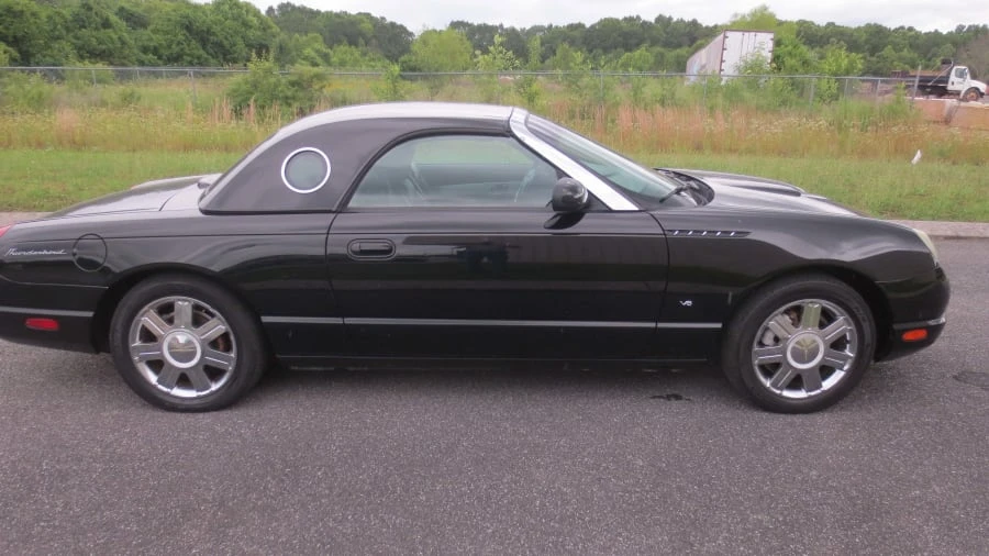 2004 Ford Thunderbird 11th Gen - Image 5 of 10