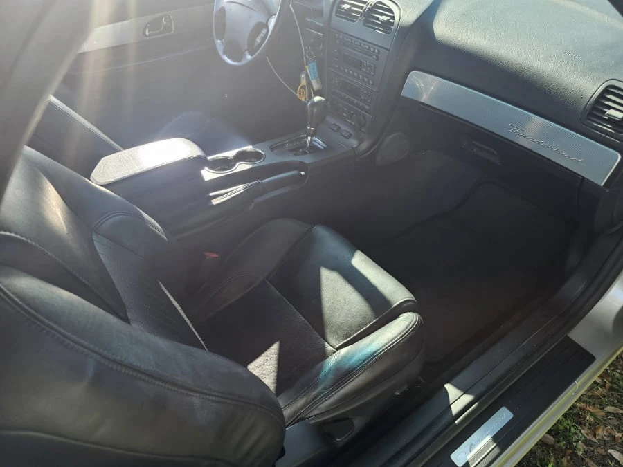 2004 Ford Thunderbird 11th Gen - Image 6 of 10