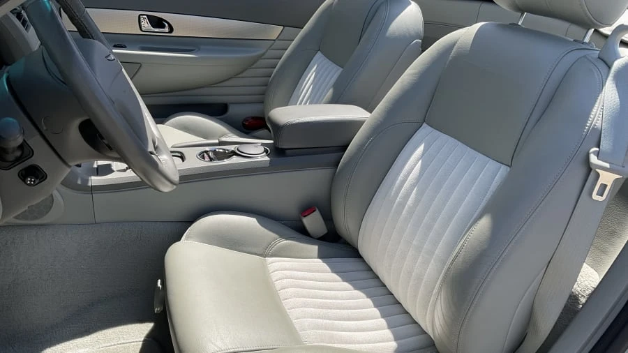 2004 Ford Thunderbird 11th Gen - Image 5 of 16