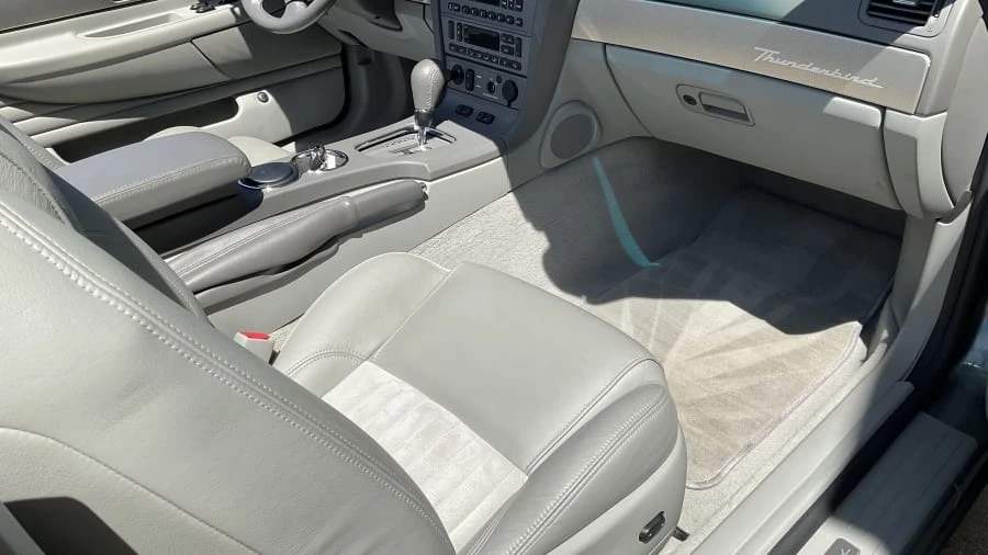 2004 Ford Thunderbird 11th Gen - Image 6 of 16
