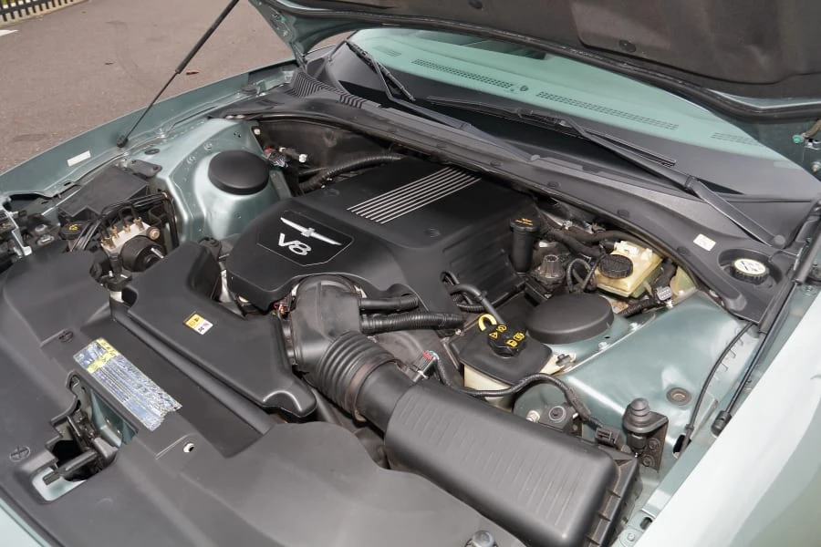 2004 Ford Thunderbird 11th Gen - Image 27 of 30