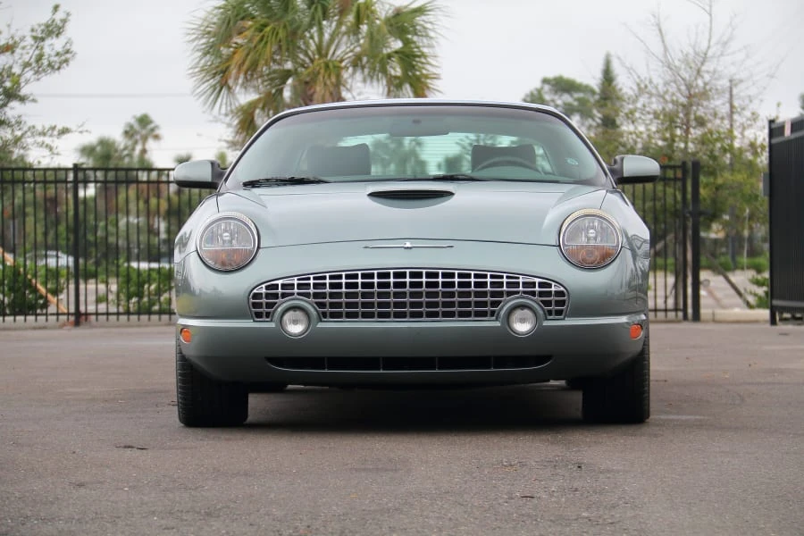 2004 Ford Thunderbird 11th Gen - Image 4 of 30