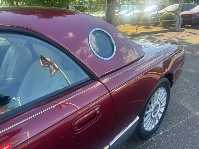 2004 Ford Thunderbird 11th Gen - Image 9 of 30