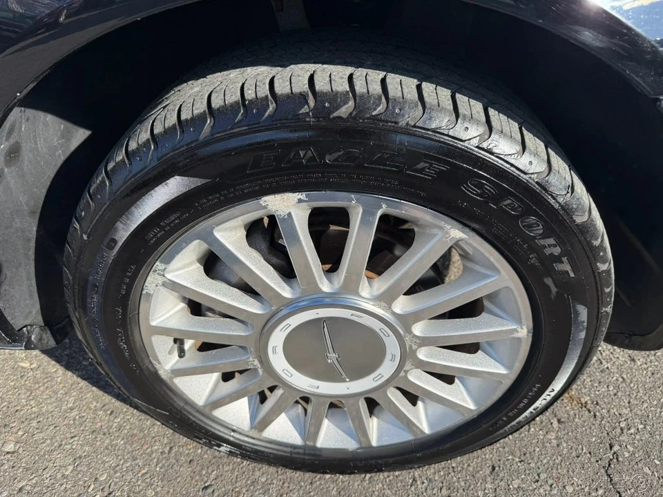 2004 Ford Thunderbird 11th Gen - Image 12 of 12