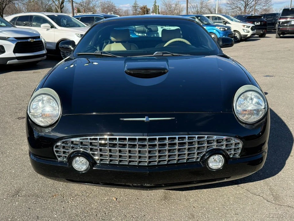 2004 Ford Thunderbird 11th Gen - Image 2 of 12