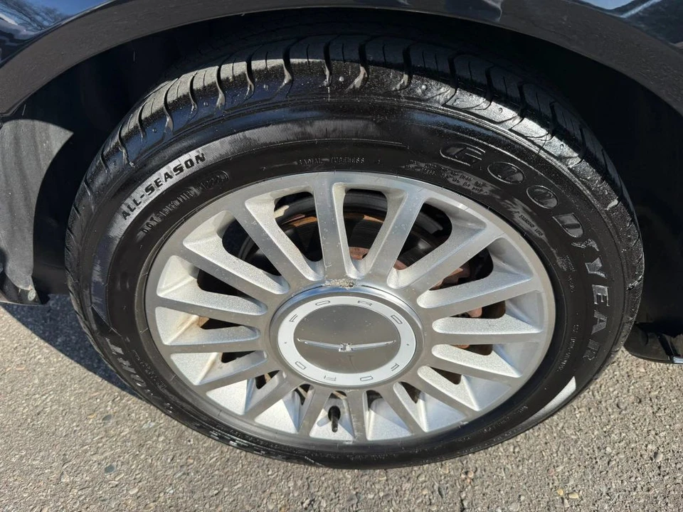 2004 Ford Thunderbird 11th Gen - Image 11 of 12