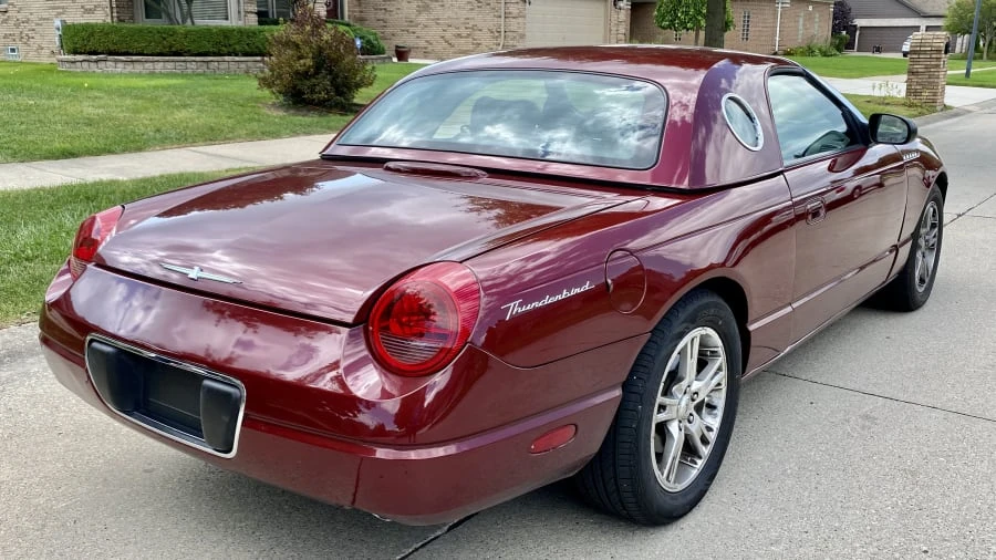 2004 Ford Thunderbird 11th Gen - Image 12 of 13