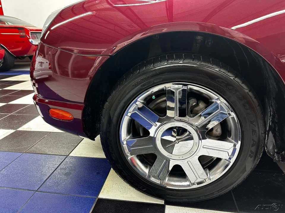 2004 Ford Thunderbird 11th Gen - Image 10 of 21