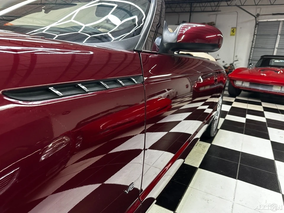 2004 Ford Thunderbird 11th Gen - Image 11 of 21