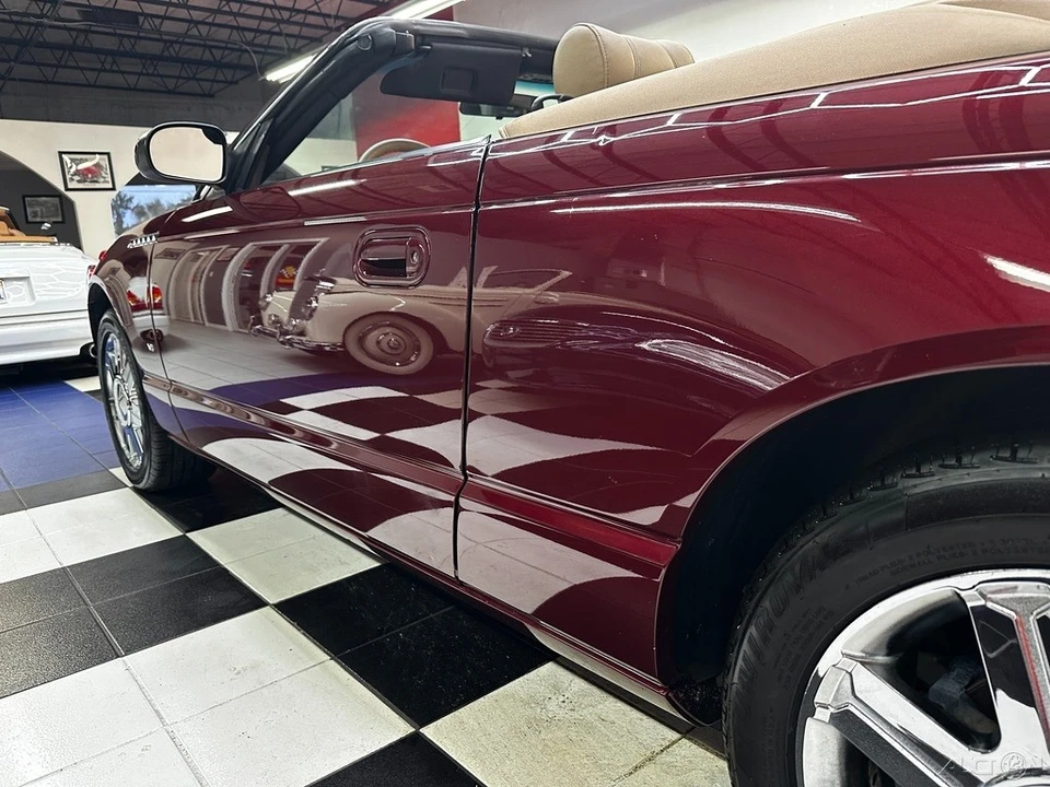 2004 Ford Thunderbird 11th Gen - Image 19 of 21