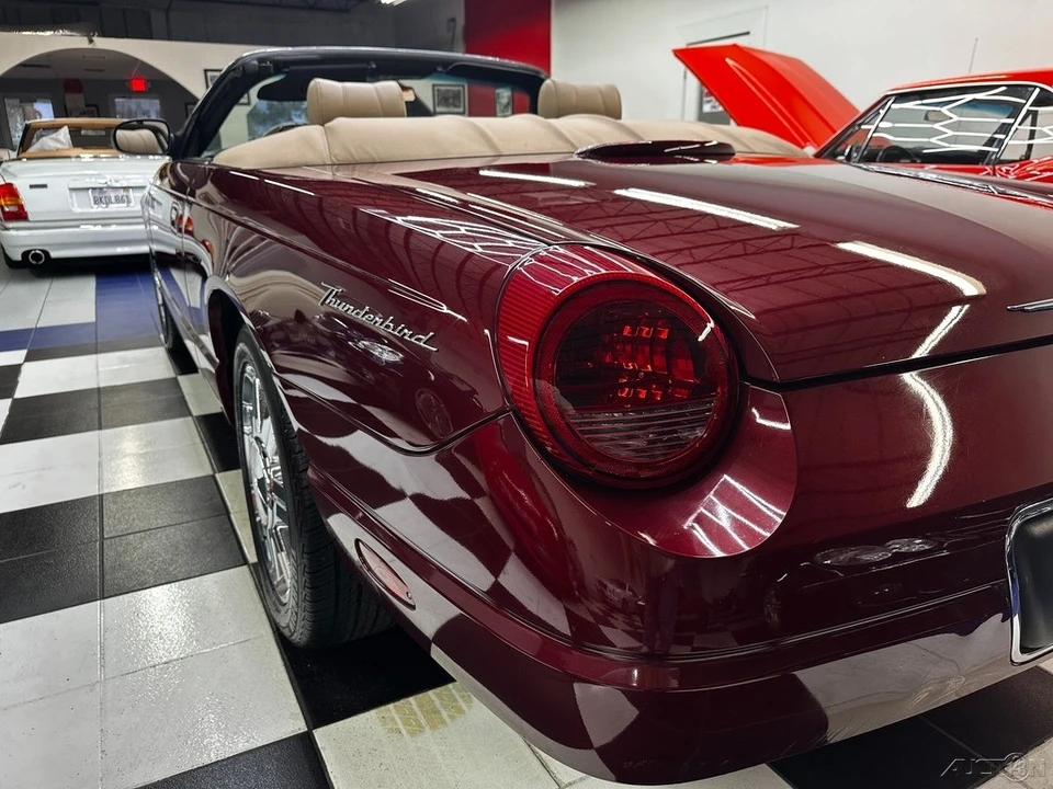 2004 Ford Thunderbird 11th Gen - Image 21 of 21