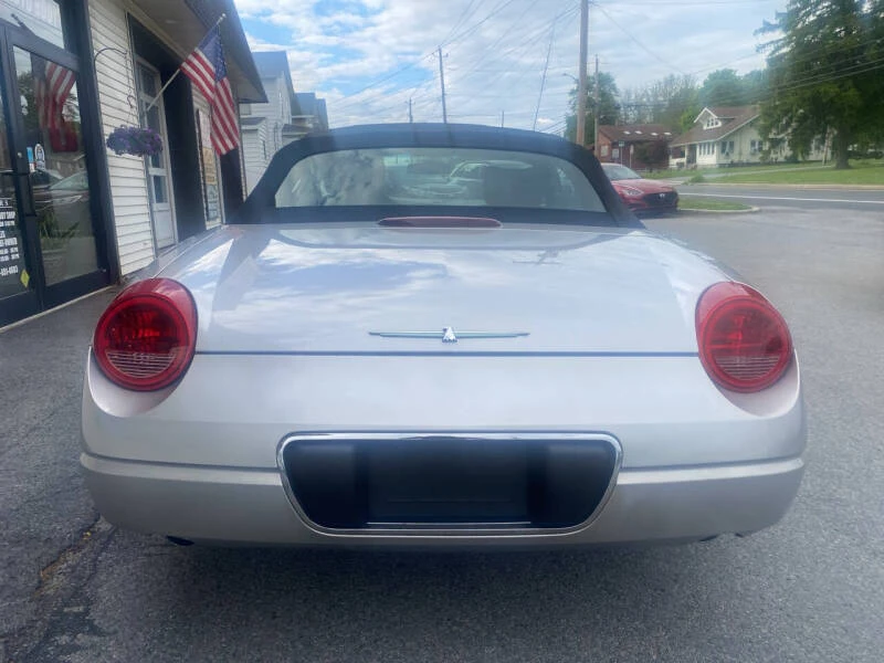 2004 Ford Thunderbird 11th Gen - Image 8 of 28