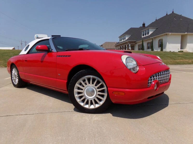2004 Ford Thunderbird 11th Gen - Image 2 of 31