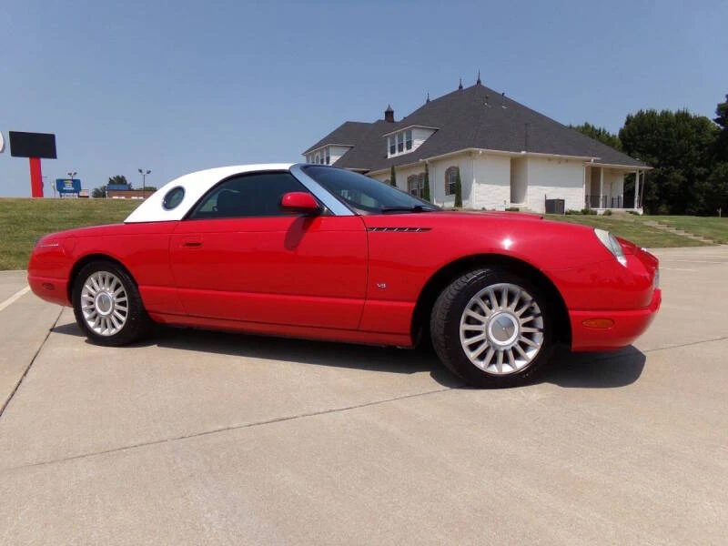 2004 Ford Thunderbird 11th Gen - Image 4 of 31