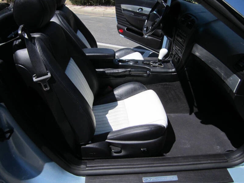 2004 Ford Thunderbird 11th Gen - Image 28 of 31
