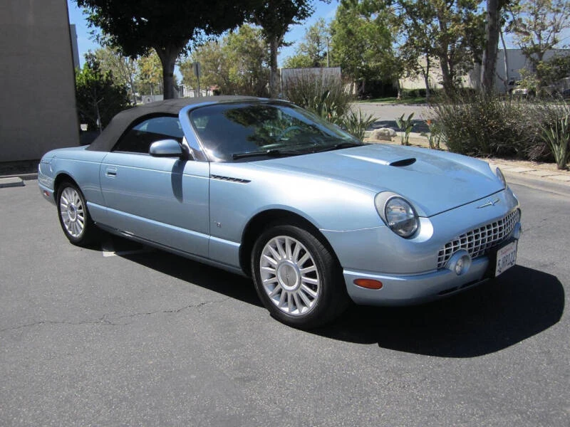 2004 Ford Thunderbird 11th Gen - Image 16 of 31