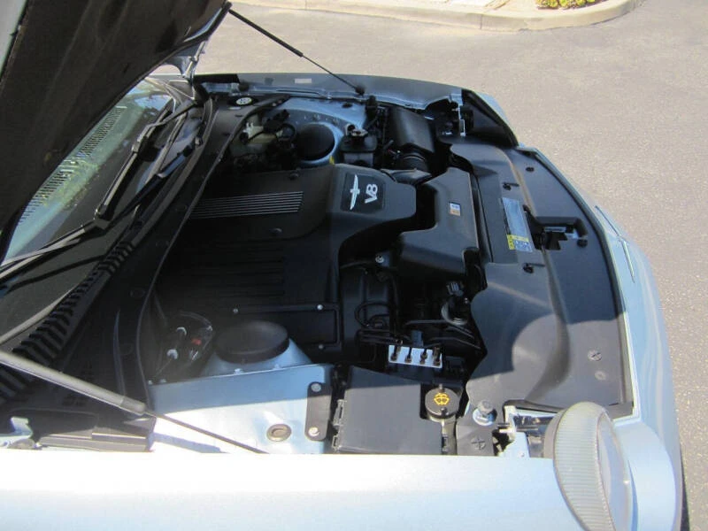 2004 Ford Thunderbird 11th Gen - Image 14 of 31