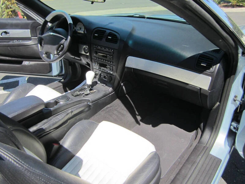 2004 Ford Thunderbird 11th Gen - Image 29 of 31