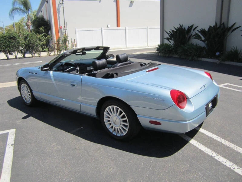 2004 Ford Thunderbird 11th Gen - Image 22 of 31