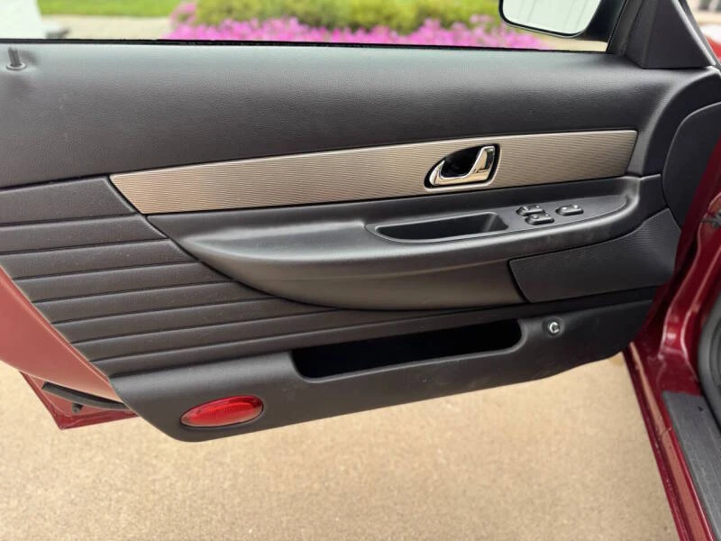 2004 Ford Thunderbird 11th Gen - Image 24 of 31