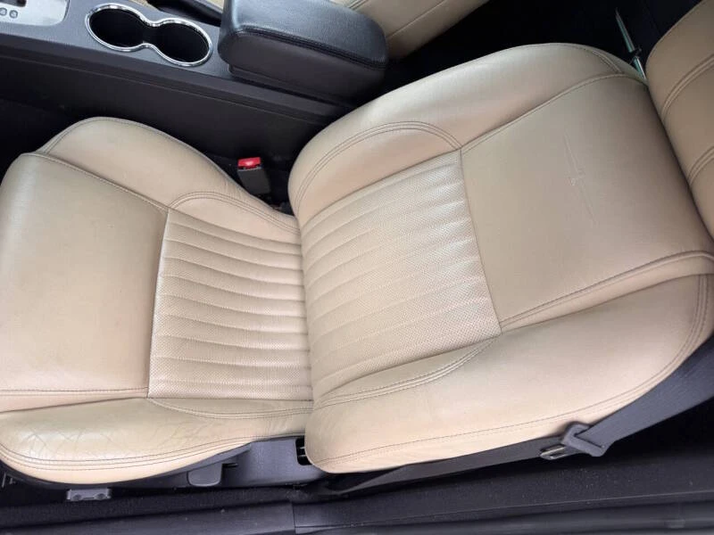 2004 Ford Thunderbird 11th Gen - Image 22 of 31