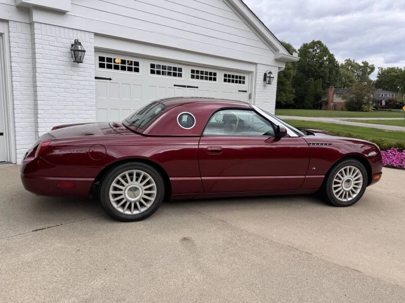 2004 Ford Thunderbird 11th Gen - Image 11 of 31