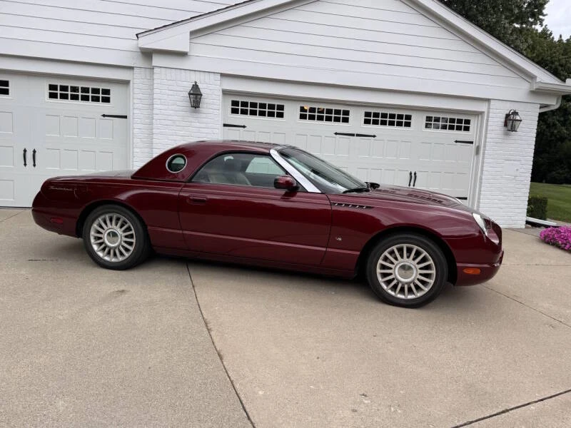 2004 Ford Thunderbird 11th Gen - Image 8 of 31
