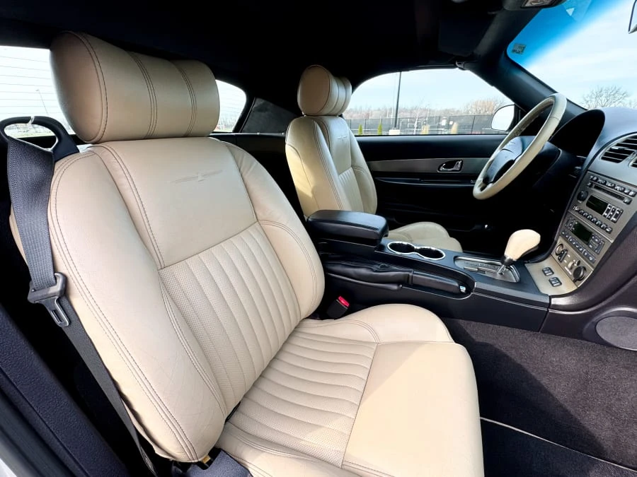 2004 Ford Thunderbird 11th Gen - Image 27 of 31