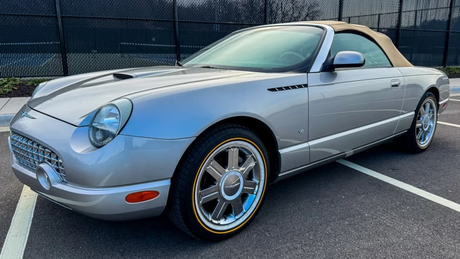 2004 Ford Thunderbird 11th Gen - Image 7 of 31