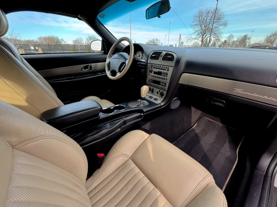 2004 Ford Thunderbird 11th Gen - Image 24 of 31