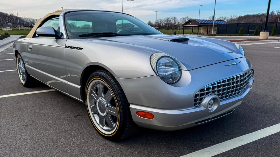 2004 Ford Thunderbird 11th Gen - Image 6 of 31