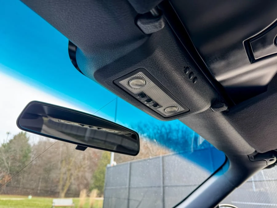 2004 Ford Thunderbird 11th Gen - Image 28 of 31