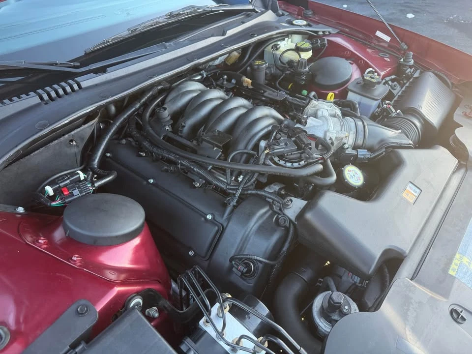 2004 Ford Thunderbird 11th Gen - Image 8 of 14
