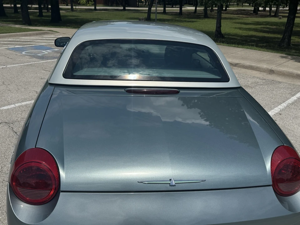 2004 Ford Thunderbird 11th Gen - Image 7 of 23