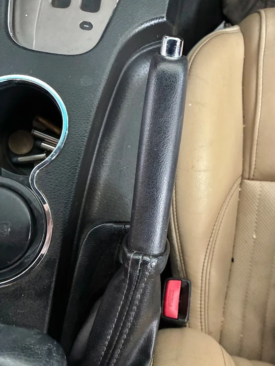 2004 Ford Thunderbird 11th Gen - Image 15 of 23