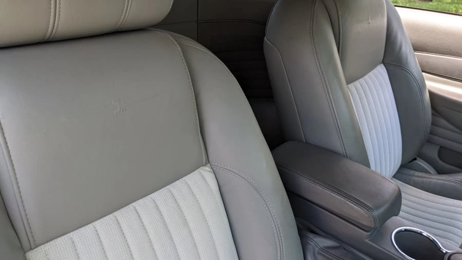 2004 Ford Thunderbird 11th Gen - Image 4 of 15