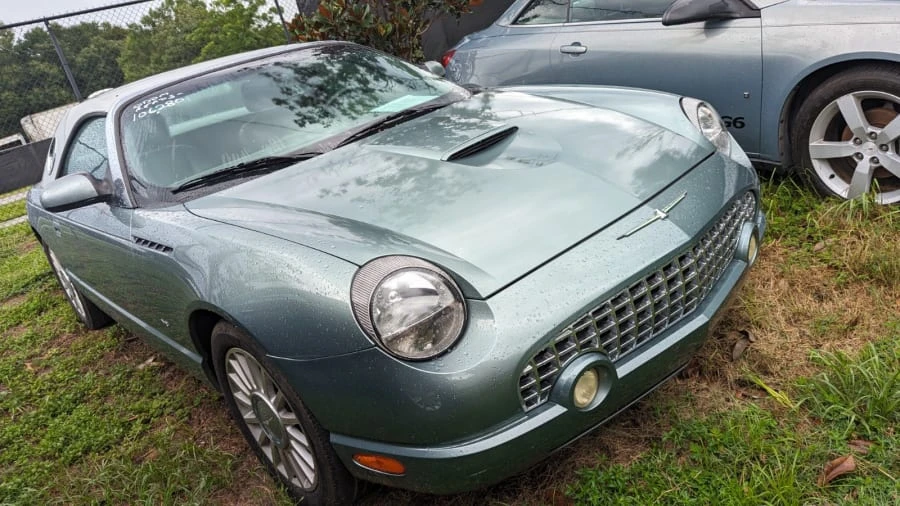 2004 Ford Thunderbird 11th Gen - Image 4 of 17