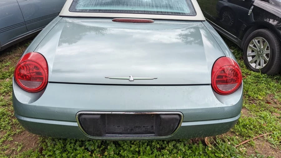 2004 Ford Thunderbird 11th Gen - Image 5 of 17