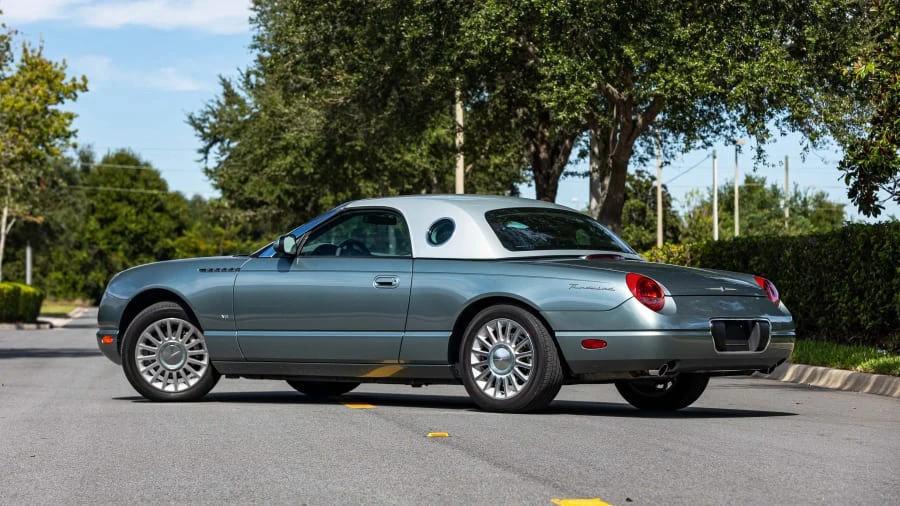 2004 Ford Thunderbird 11th Gen - Image 2 of 26