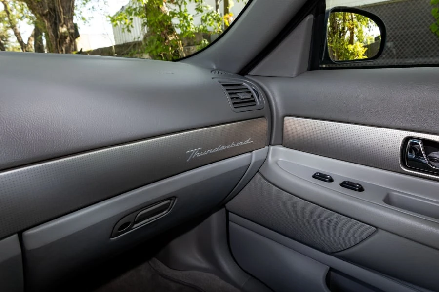 2004 Ford Thunderbird 11th Gen - Image 10 of 26