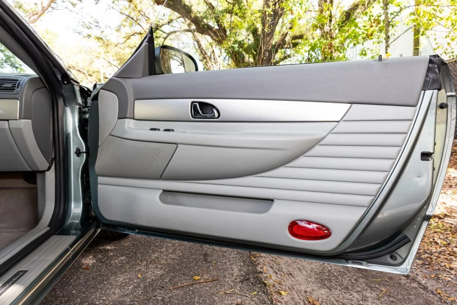 2004 Ford Thunderbird 11th Gen - Image 12 of 26