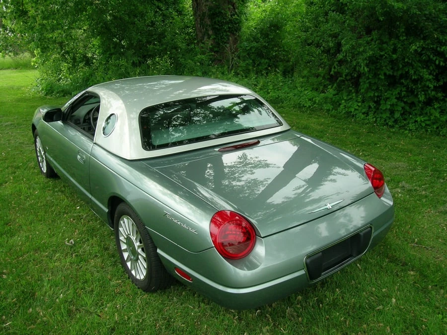 2004 Ford Thunderbird 11th Gen - Image 2 of 8
