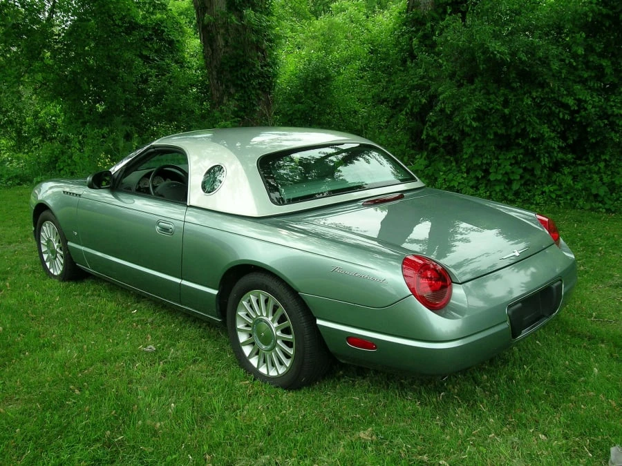 2004 Ford Thunderbird 11th Gen - Image 3 of 8