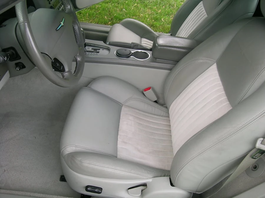 2004 Ford Thunderbird 11th Gen - Image 4 of 8
