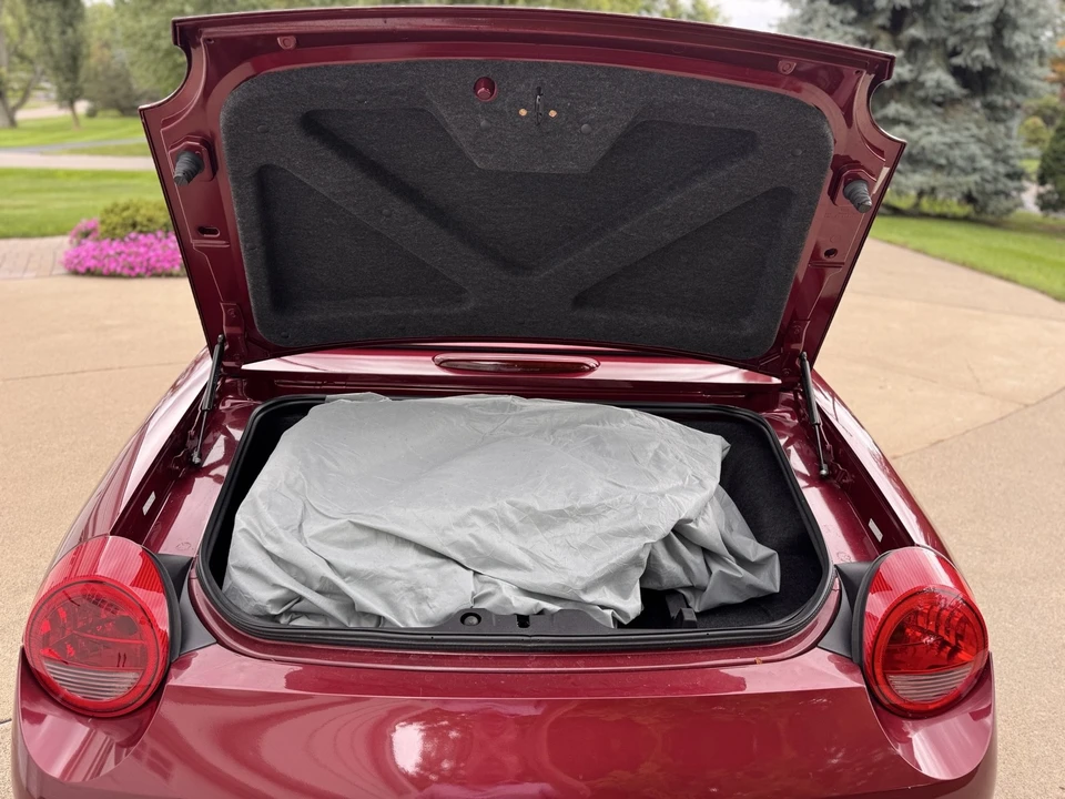 2004 Ford Thunderbird 11th Gen - Image 22 of 31