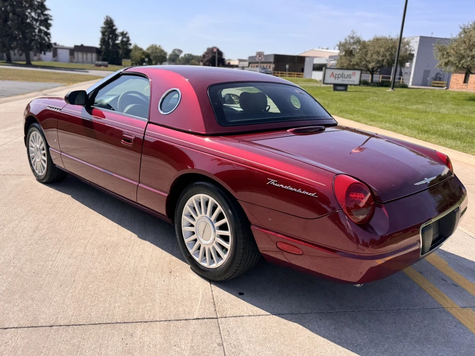 2004 Ford Thunderbird 11th Gen - Image 30 of 31