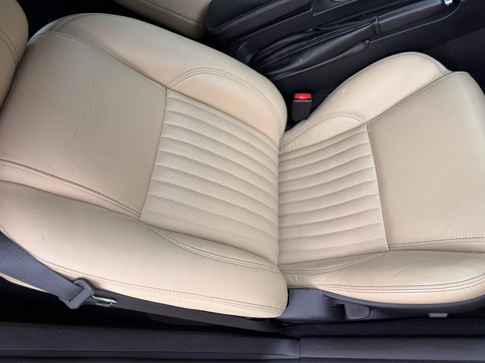 2004 Ford Thunderbird 11th Gen - Image 9 of 31
